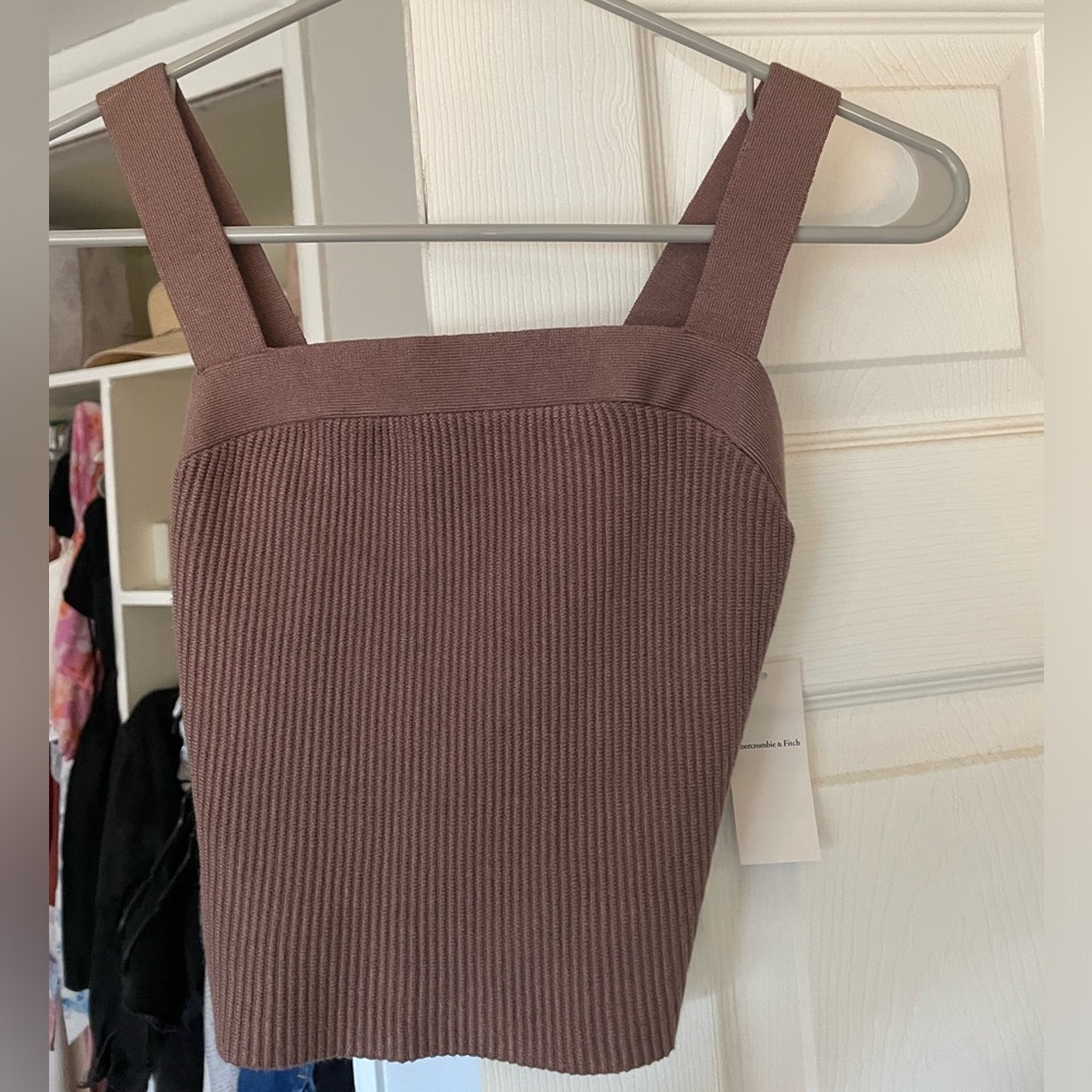 Abercrombie sweater tank